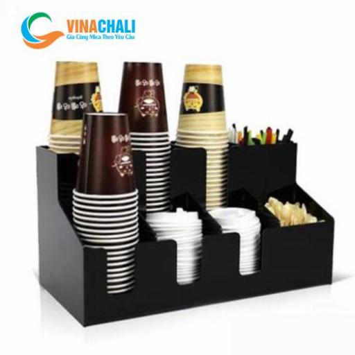 Kệ mica đựng ly takeaway trong suốt, hiện đại, trưng bày sản phẩm